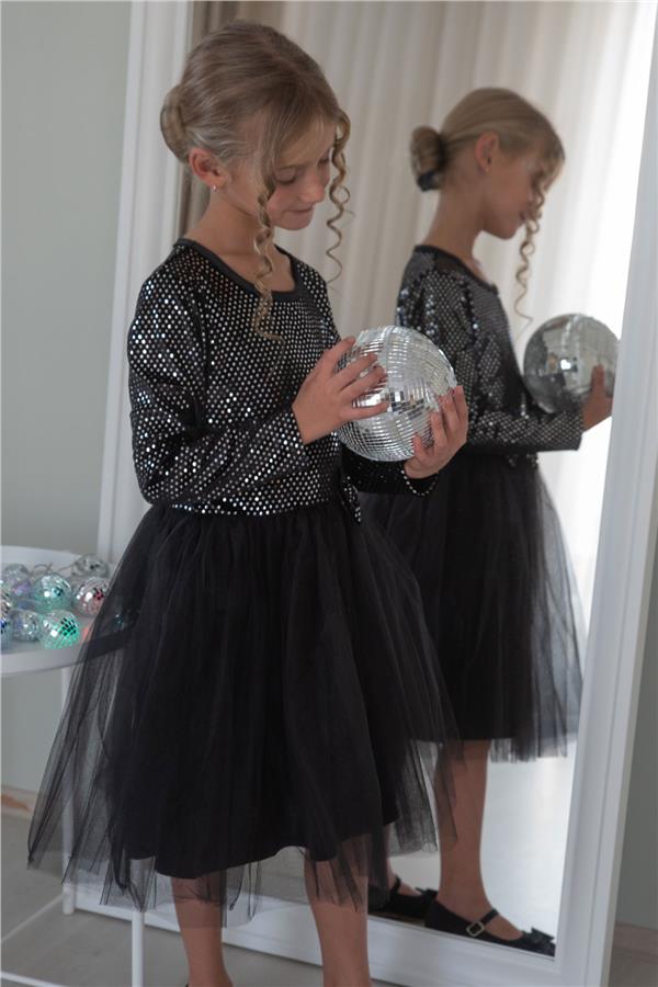 Girl's Long-Sleeved Velvet Sequin Dress, Black (Ages 5-10)